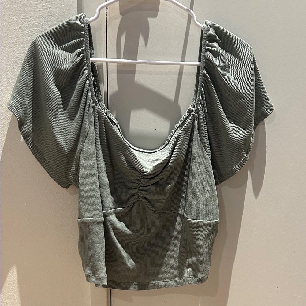 American Eagle Outfitters green Ruched Blouse